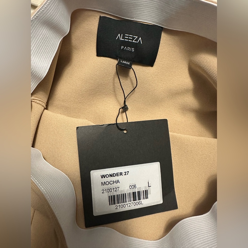 NWT Aleeza Paris Wonder Skirt - Picture 3 of 3